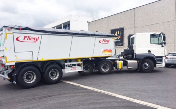 Leveren van steenslag, Leveren van zand, Leveren van asfaltproducten, Asfalttransport, Transport voor wegenbouw, Grondwerken, Kippers, Afschuivers, Bouwmachines met dieplader, Wegeniswerken in Meulebeke, West-Vlaanderen