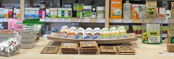 Dieetvoeding, Diëtisten, Voedingssupplementen, Herboristen, Bachbloesem, Aromatherapie, Biologisch brood, Biologische drank, Gemmotherapie, Glutenvrije voeding in De Panne, West-Vlaanderen