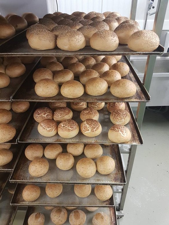 Belegde broodjes, Koeken, Taarten, Bakkerij, Broden, Banket in Kinrooi, Limburg