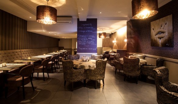 Restaurant met een parking voor de deur, Restaurant met een terras, Visschotels, Vleesschotels, Restaurant vlak aan museum, Kleine huisdieren zijn toegelaten, Kindvriendelijk restaurant, Frans Belgische keuken in Leuven, Antwerpen