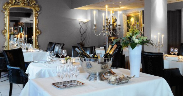 Hotel, Hotelkamers, Restaurant met een terras, Franse Belgische keuken, Gastronomisch, Rust, Restaurant in de natuur, Restaurant met wandelroutes, Restaurant met fietsroutes in 's-Gravenvoeren, Limburg