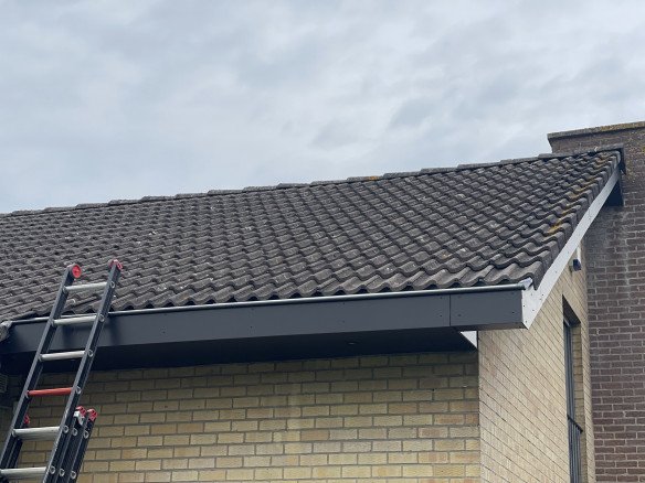 Dakonderhoud Gistel, West-Vlaanderen