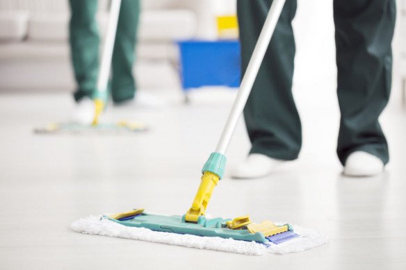 Schoonmaak, Ramenwasserij, Ruitenwasserij, Glazenwasserij, Schoonmaken van scholen, Schoonmaken van kantoren, Schoonmaken van trappenhallen, Reinigen van zonnepanelen in Gent, Oost-Vlaanderen