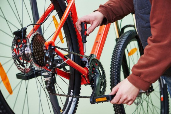 Verkoop van nieuwe fietsen, Verkoop van kinderfietsen, Verkoop van heren fietsen, Verkoop van dames fietsen, Verkoop van fietsen accessoires, Fietsherstellingen, Herstellingen van e-bikes, Onderhoud van fietsen, Kuota fietsen, Zannata fietsen in Schelle, Antwerpen