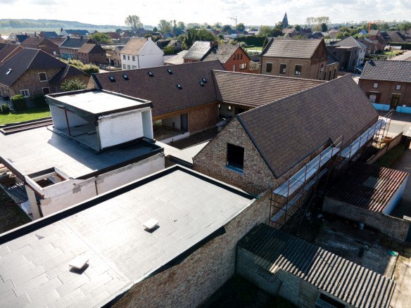Plaatsen van hellende daken Maasmechelen, Limburg