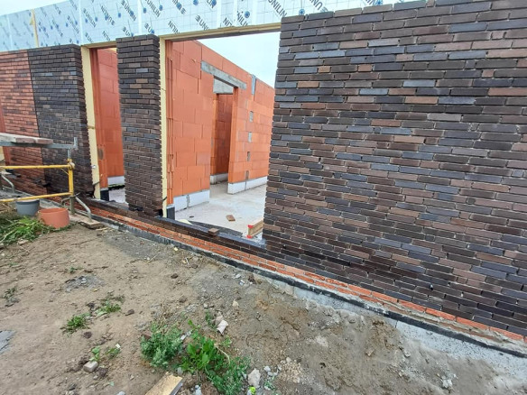 Aannemer voor bouwproject vinden Roeselare, West-Vlaanderen