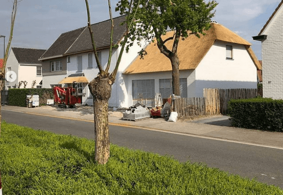 Bakstenen muur schilderen Ardooie, West-Vlaanderen