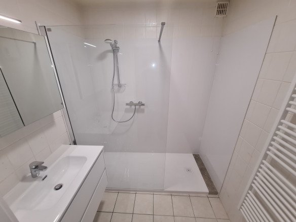 Volledige badkamerrenovatie Oudenaarde, Oost-Vlaanderen