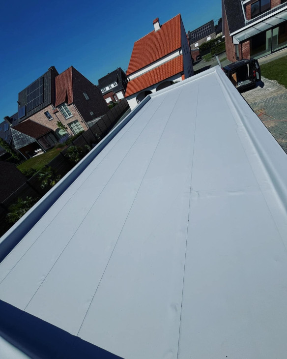 Dakrenovatie Weelde-Ravels, Antwerpen