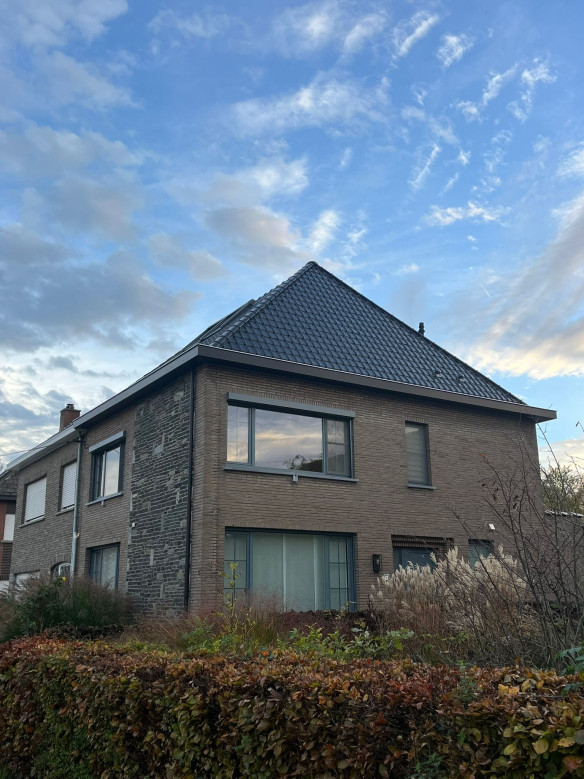 Complete dakrenovatie Roborst (Zwalm), Oost-Vlaanderen